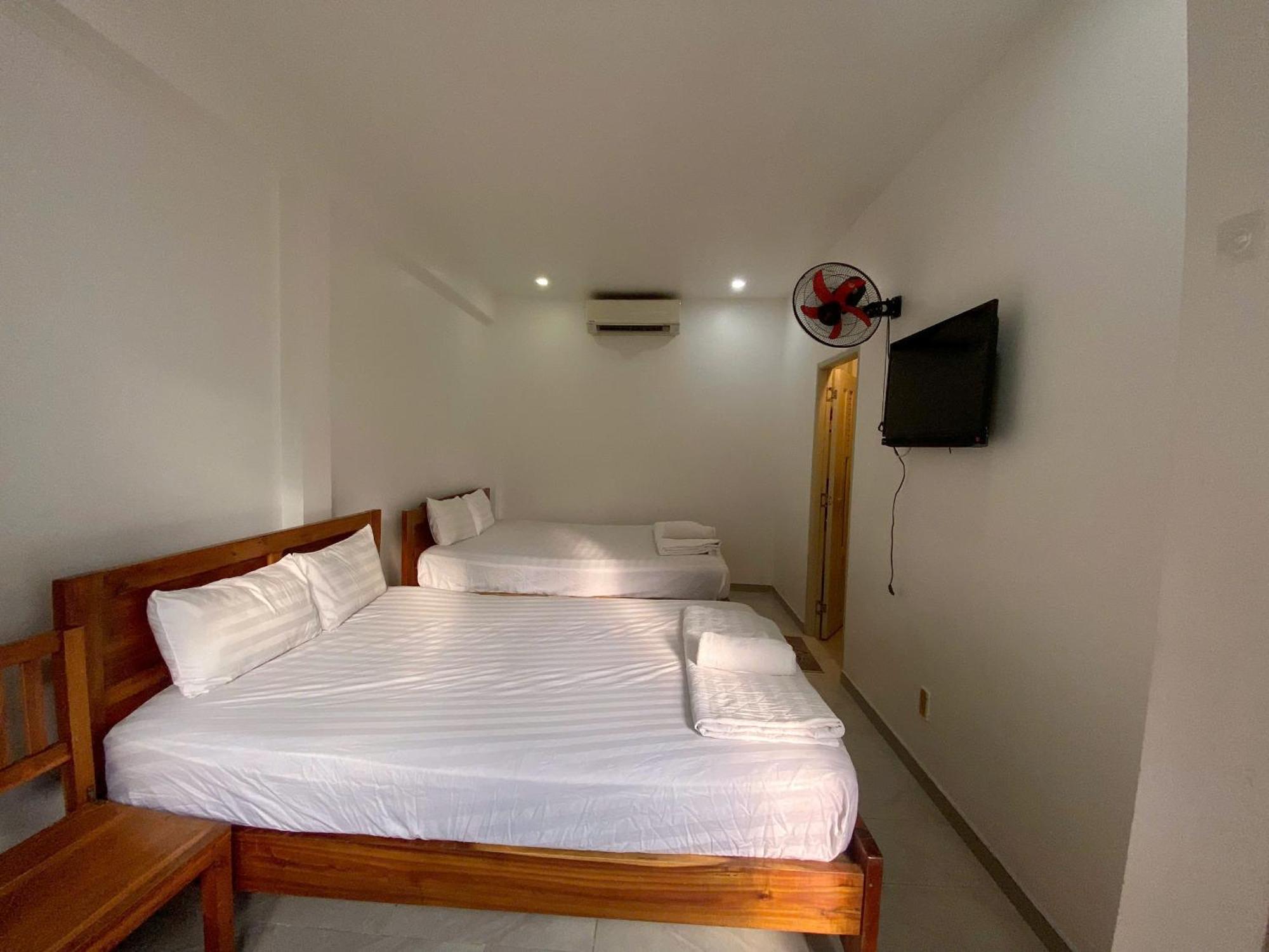 דואונג דונג Orchid Guesthouse מראה חיצוני תמונה