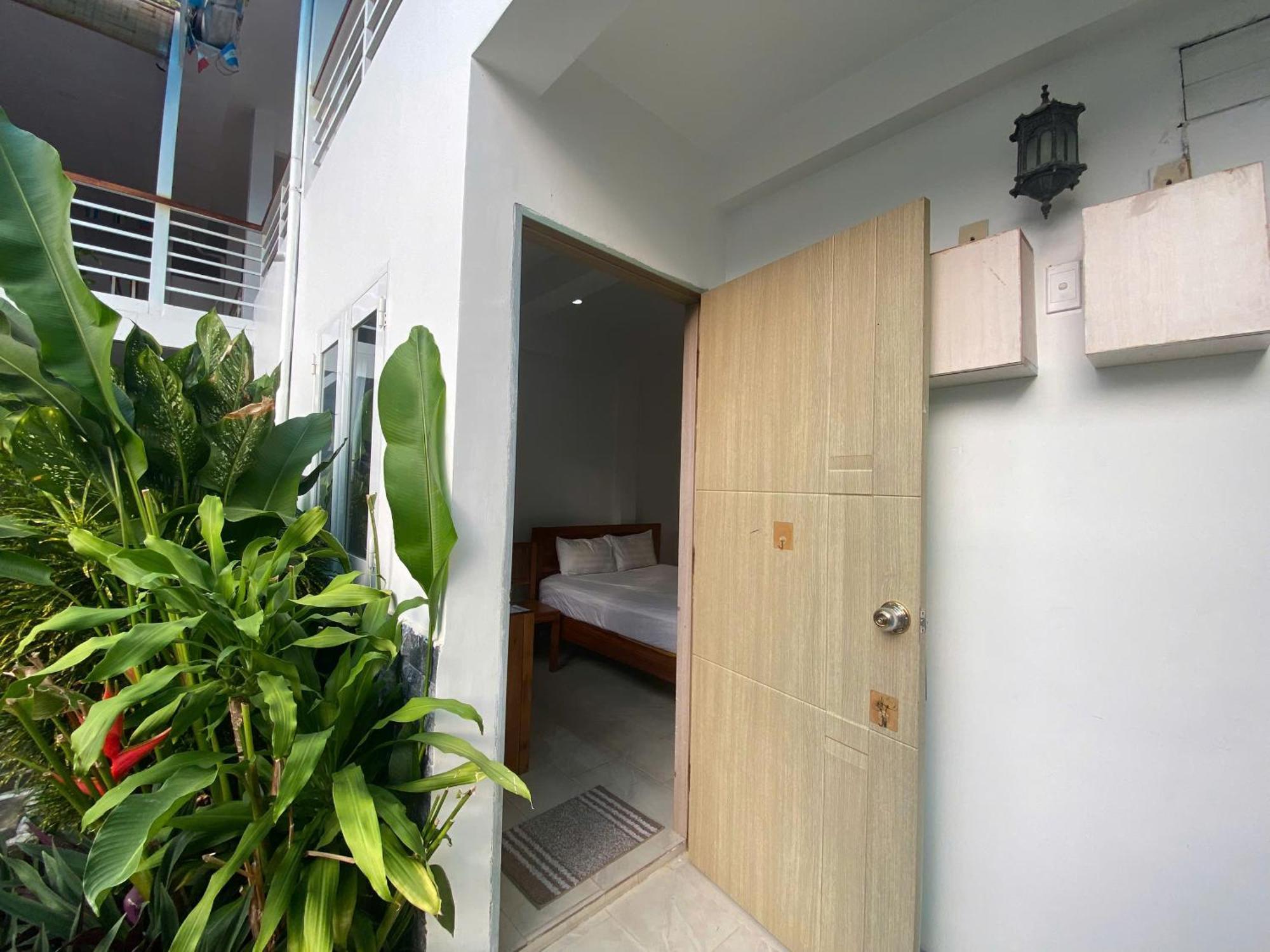 דואונג דונג Orchid Guesthouse מראה חיצוני תמונה
