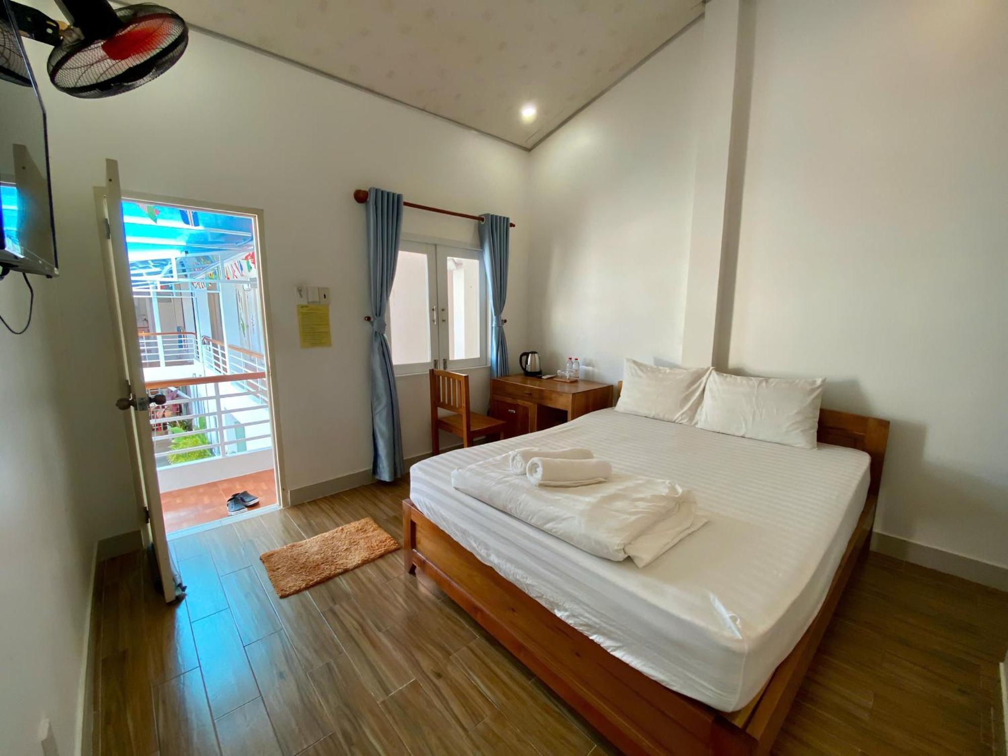 דואונג דונג Orchid Guesthouse מראה חיצוני תמונה