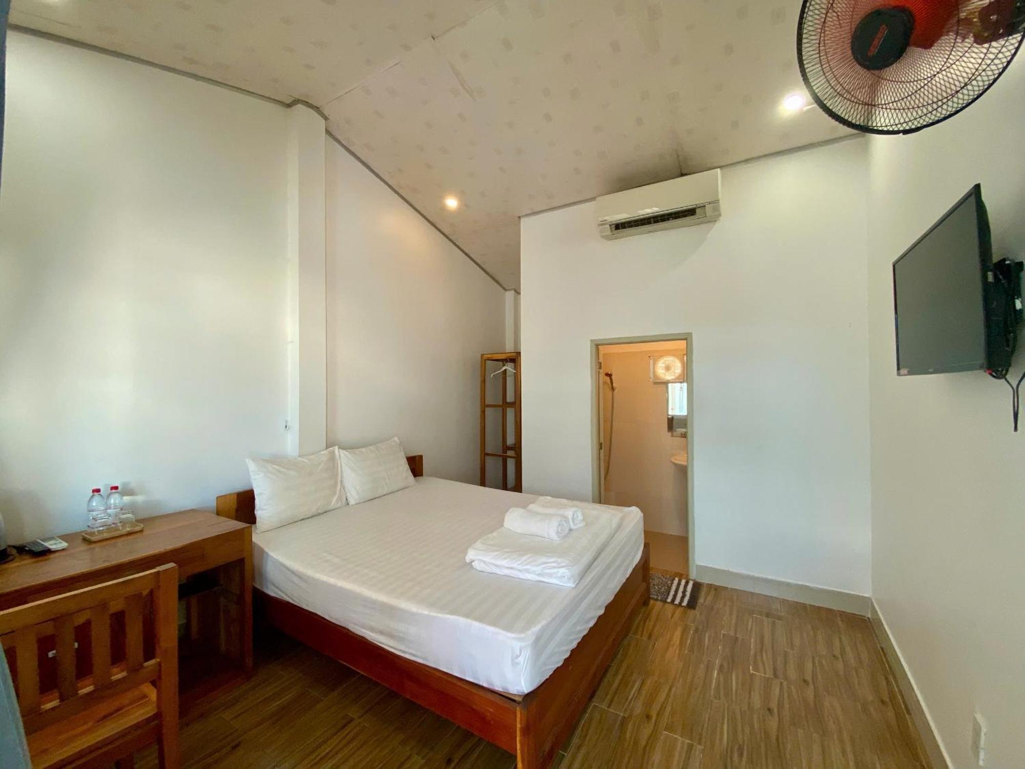 דואונג דונג Orchid Guesthouse מראה חיצוני תמונה